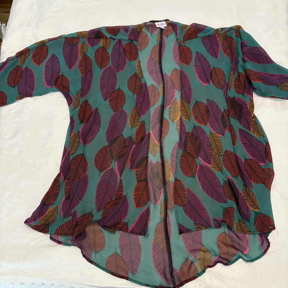 LuLaRoe Kimono Cardigan Medium Green Sheer Purple Leaf Print 3/4 Sleeve
